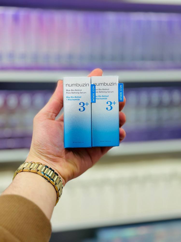 سرم رفع کننده منافذ پوست و جوانساز نامبوزین مدل BLUE BIO-RETINOL PORE REFINING مناسب برای انواع پوست حجم 30ml اصل کره بارکددار