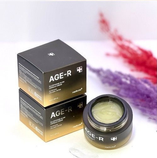 کرم کپسولی درخشانکننده و ضدچروک مدیکیوپ مدل AGE-R (حجم ۵۰ میلیلیتر)